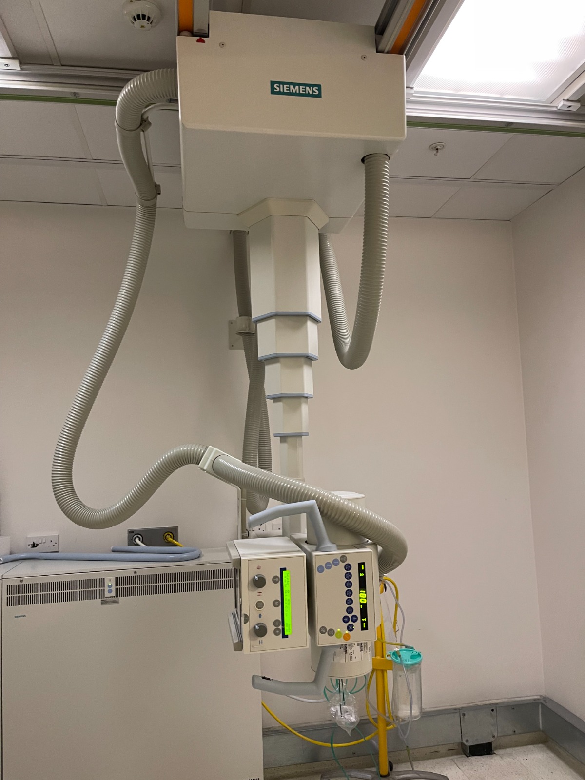 Siemens Aristos Rontgen(2005)