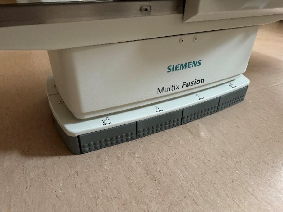 Siemens Multix Fusion Rontgen(2012)